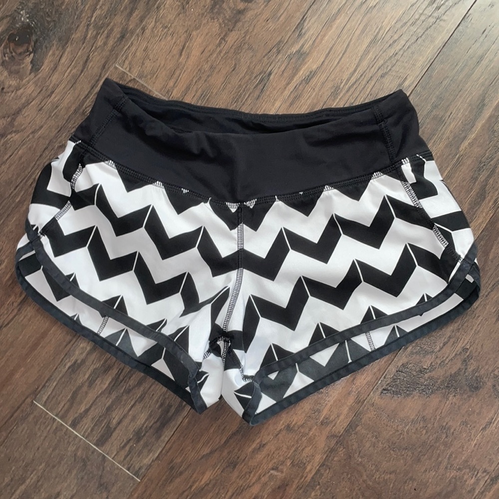 Lululemon run speed shorts